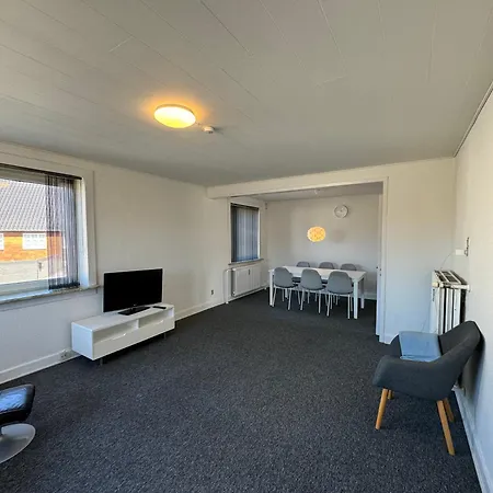 Strandby Kirkevej 270 Ground Floor Id 021 Appartement