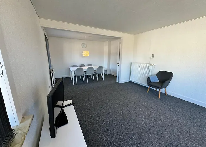 Strandby Kirkevej 270 Ground Floor Id 021 *